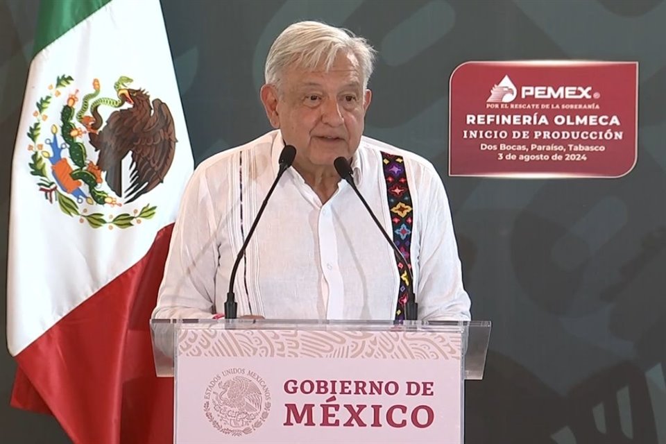 Producción en refinería de Dos Bocas arrancó al 50% de su capacidad, informó director de Pemex en mitin con AMLO y Sheinbaum.