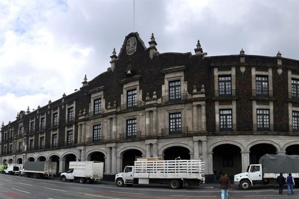 Las labores contemplan el desbaste, resane y sellado de cantera, mismas que deben realizar cuatro cuadrillas.