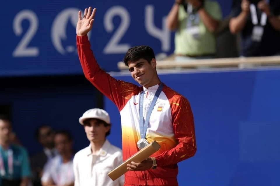 Carlos Alcaraz se quedó con la medalla de Plata en los Juegos Olímpicos de París 2024.