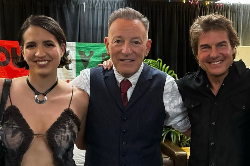 La cantante compartió una amistosa fotografía junto a  Bruce Springsteen y Cruise.