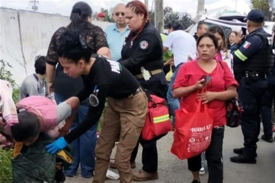 Los lesionados fueron atendidos por paramédicos sin que requirieran traslados al hospital.