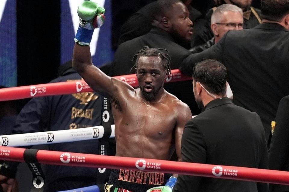 Terence Crawford buscaría pelear con el Canelo.