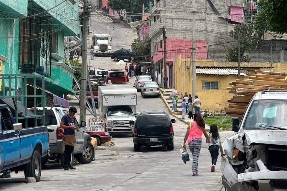 Tras desvanecerse al volante del auto, se estrelló contra una vivienda en la Colonia Los Bordos.