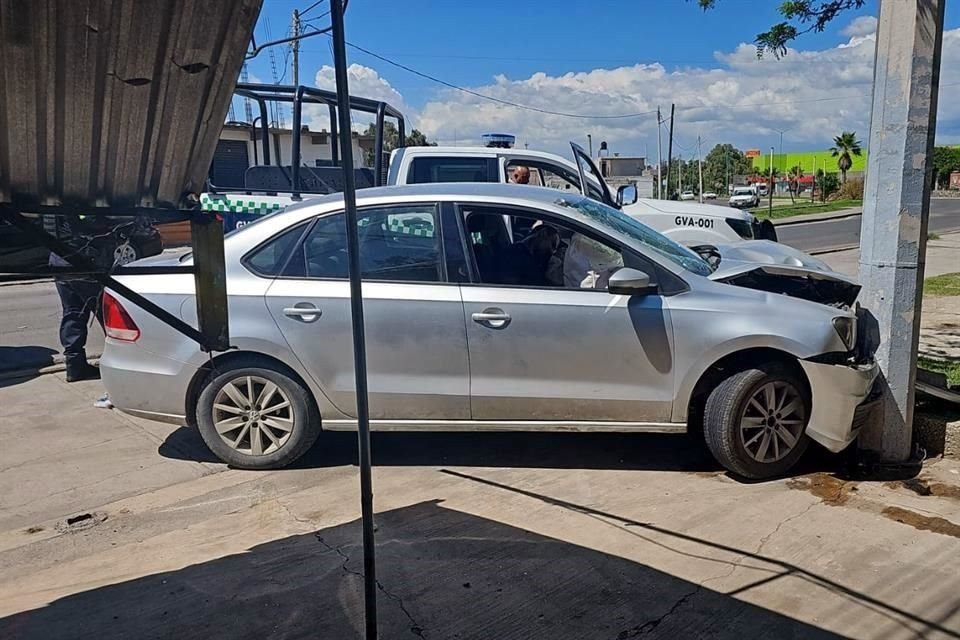 Durante una riña con motociclistas, el conductor de un auto fue asesinado en el Municipio de Tecámac.