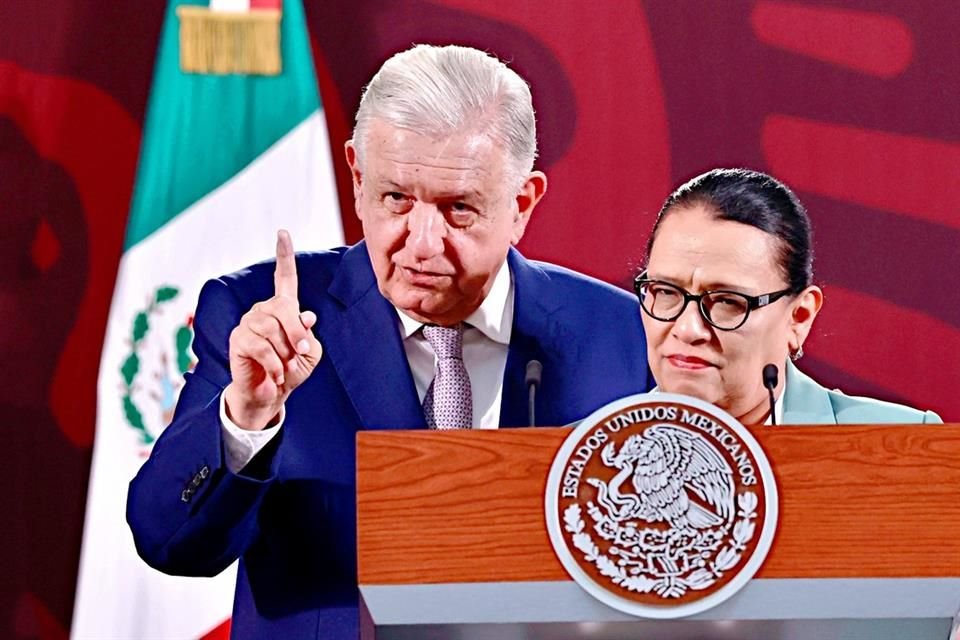 AMLO había pedido a titular de SSPC explicar caso Zambada, pero cuando Rosa Icela preguntó si podía dar detalles, el Presidente la frenó.