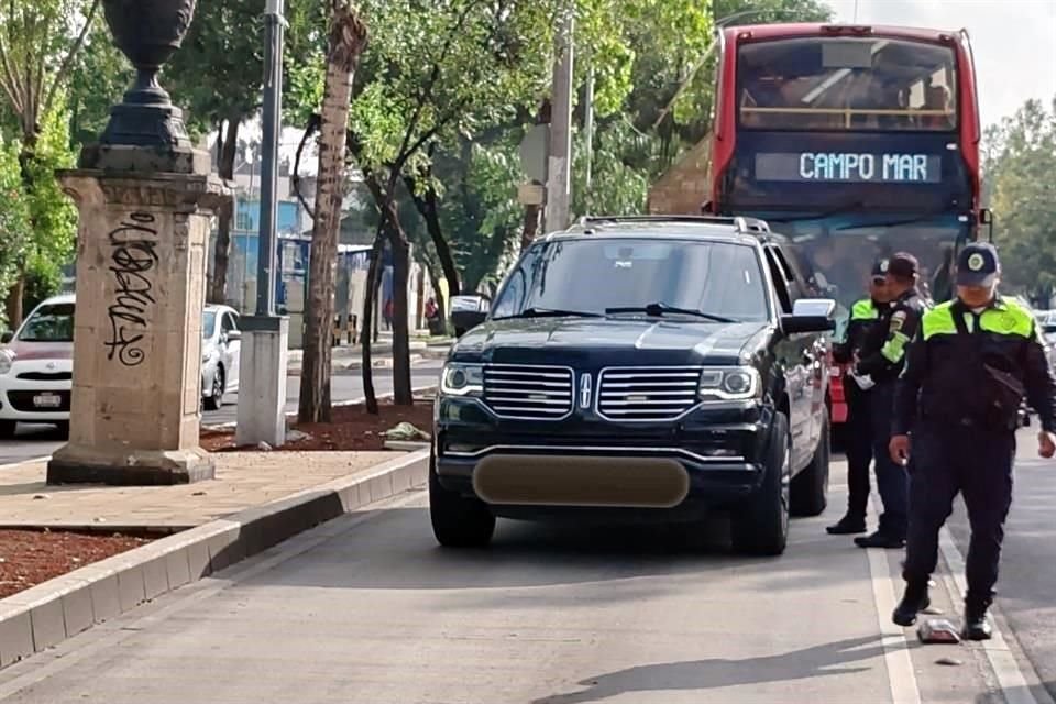 De mayo de 2023 a la fecha, la SSC emitió 940 mil multas a conductores por invadir los carriles confinados del Metrobús.