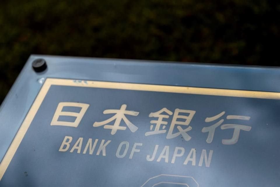 El alza de tasas del Banco de Japón desencadenó un fuerte repunte del yen que repercutió en los mercados globales.