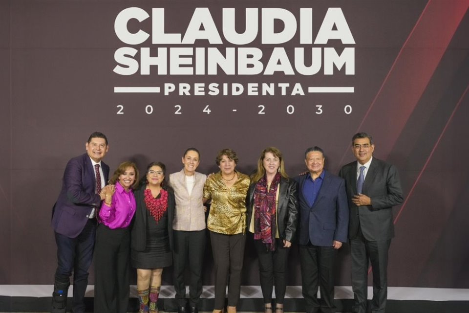 Gobernadores de la región Centro abordan en reunión con Claudia Sheinbaum problemas como el huachicol, la escasez de agua y más recursos.