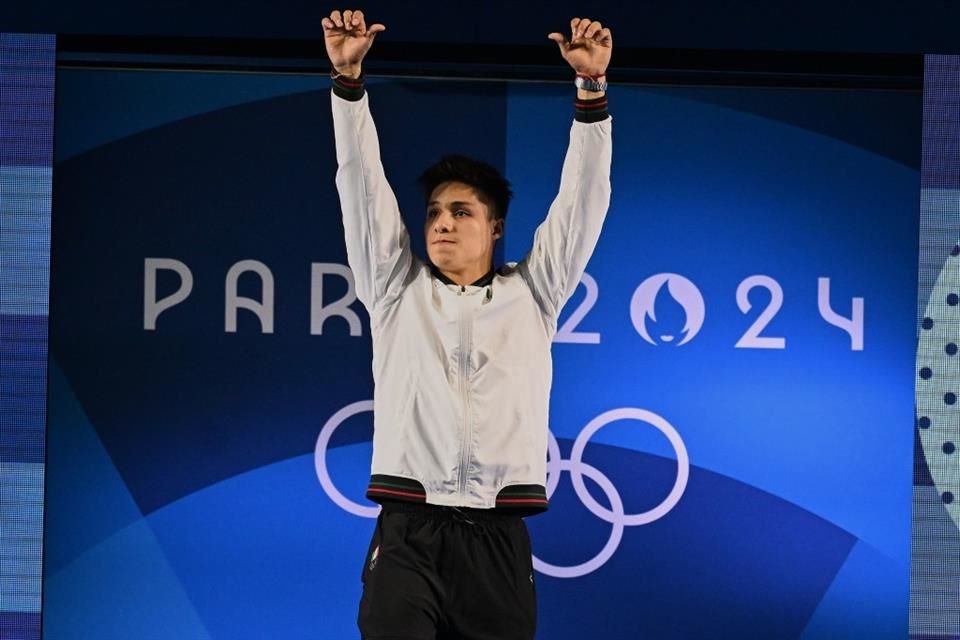 Osmar Olvera logró su segunda medalla en París 2024.