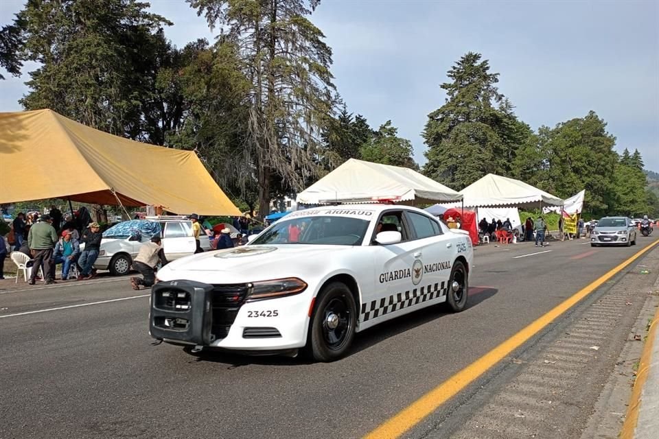 El Mandatario advirtió que sabrán quiénes impulsaron la protesta en la México-puebla.