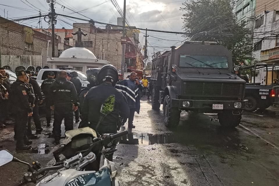 Fueron detenidos ocho personas por droga y robo.