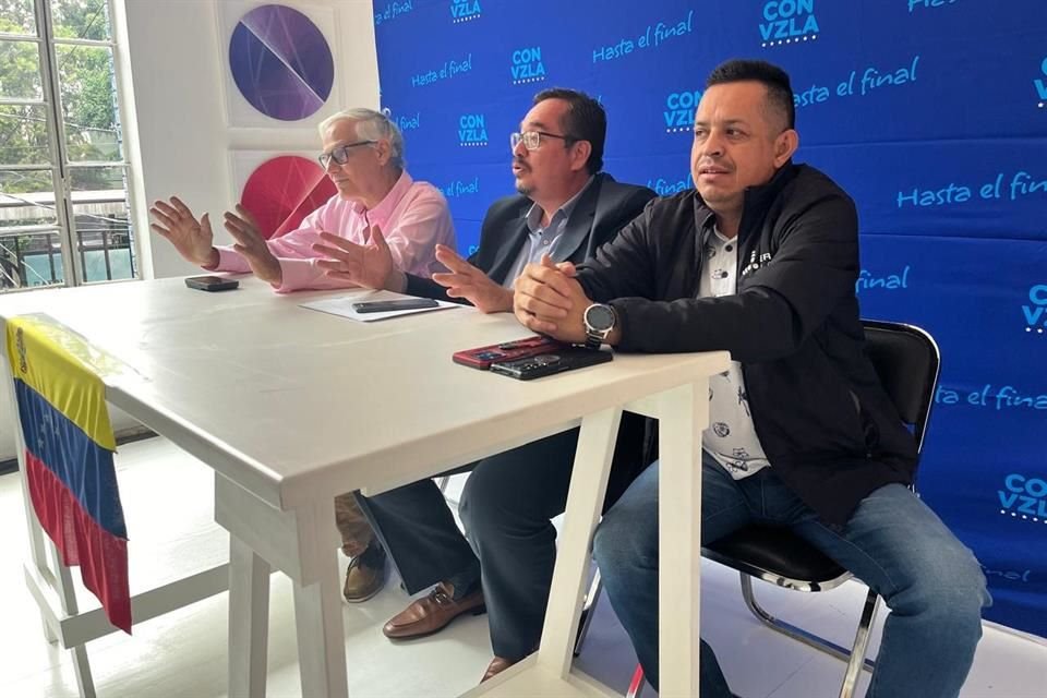 José Carabaño, del partido Causa R; Edson Martínez,  del partido Vente Venezuela, y Freddy Capacho, del partido Voluntad Popular.