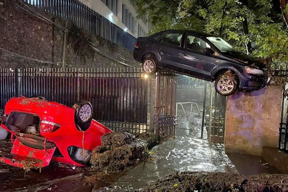 1. SAN ÁNGEL. Las lluvias colapsaron el drenaje el 18 de junio, por lo que el agua alcanzó más de cinco metros de altura.