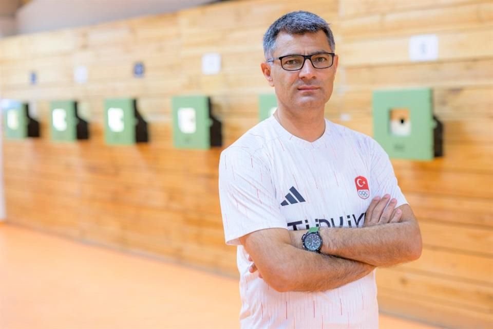 Yusuf Dikec entrenó cuatro horas diarias para competir en París 2024.