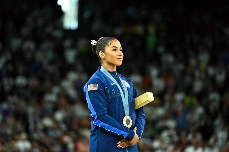 El TAS le retiró la medalla de Bronce en la prueba de suelo de Gimnasia Artística a Jordan Chiles.