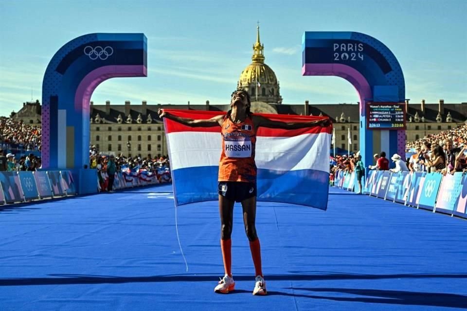 Sifan Hassan se quedó con la medalla de oro.