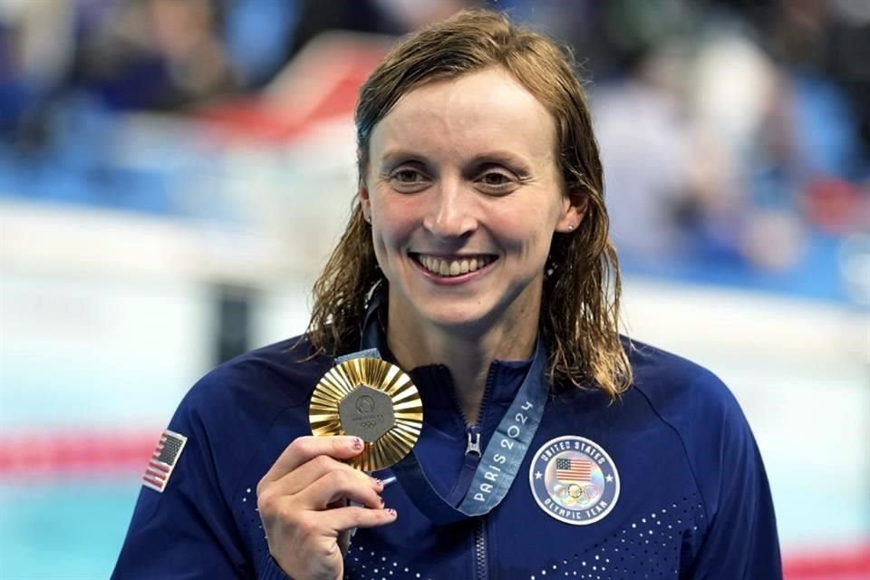 La nadadora estadounidense Katie Ledecky será otra de las medallistas de Oro en París 2024 que estará como abanderada en la Clausura.