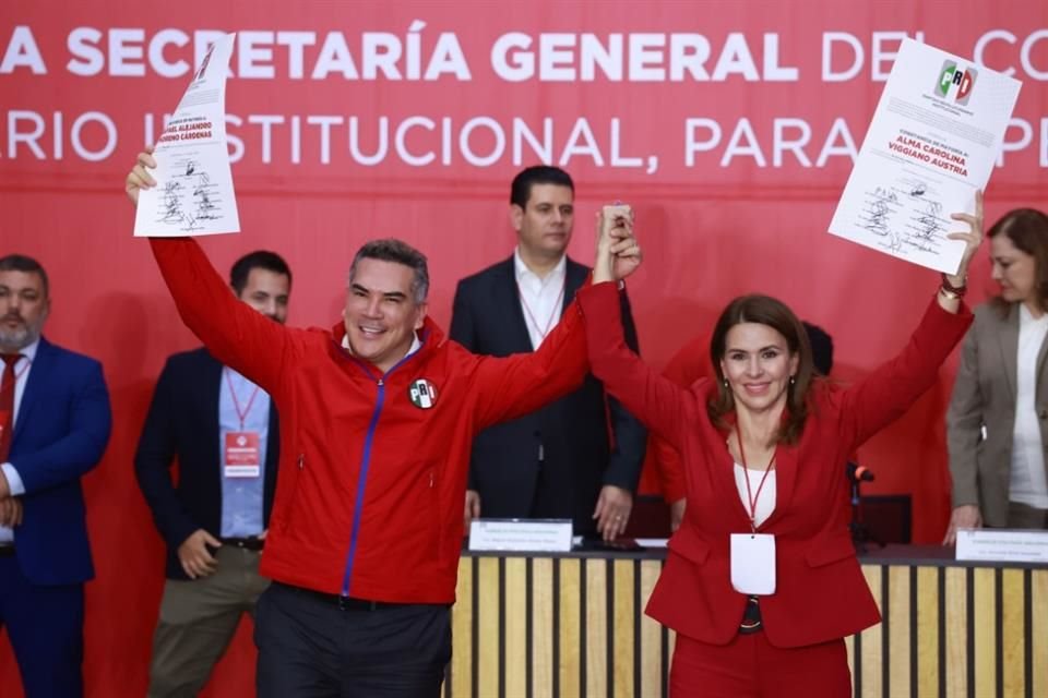 Con una mayoría de 440 votos, Alejandro Moreno logró la reelección al frente de la Presidencia del Partido Revolucionario Institucional.