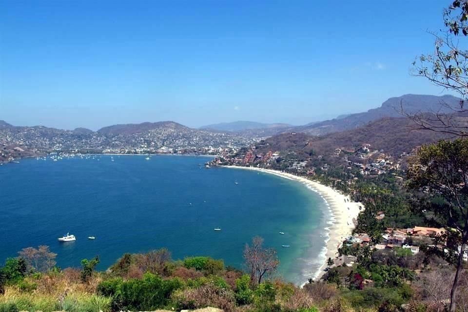 La persecución ocurrió a a aproximadamente 31 millas náuticas (57.412 kilómetros) al sureste de Ixtapa Zihuatanejo.