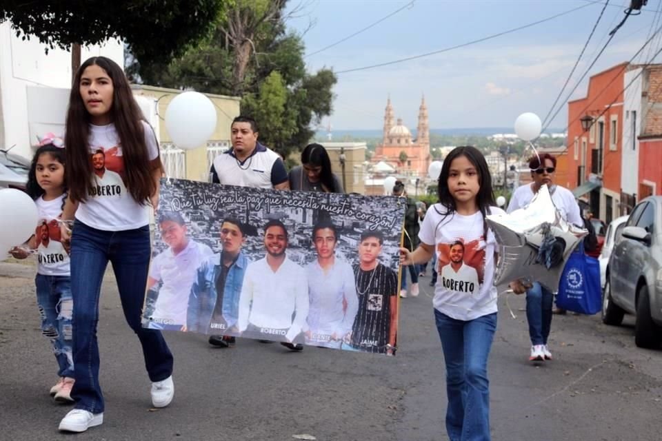 La marcha comenzó a las 17:45 horas.