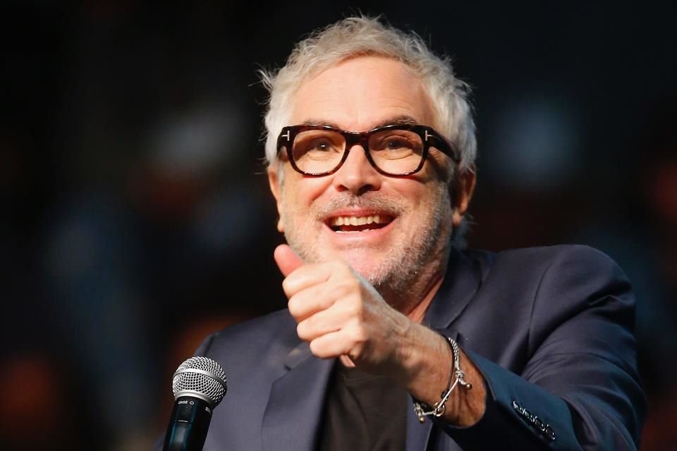 Alfonso Cuarón  tiene 62 años.