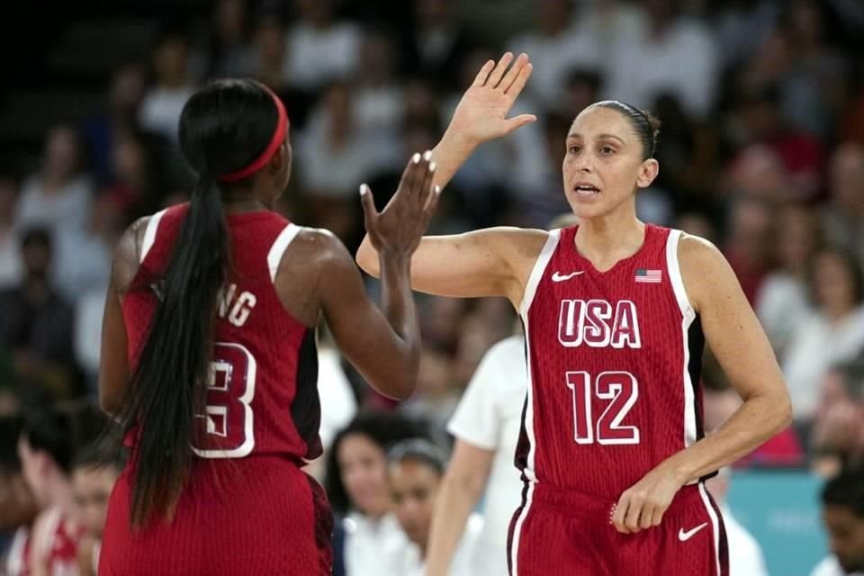 Diana Taurasi se ha mantenido en un nivel estelar por dos décadas en el baloncesto profesional.