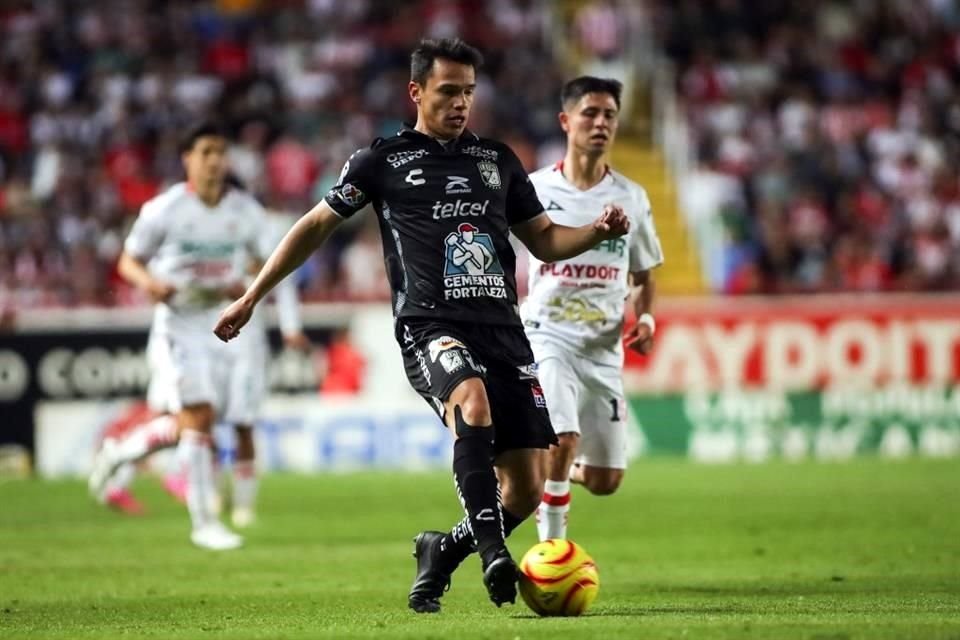 Osvaldo Rodríguez reforzará la lateral izquierda de Tigres.