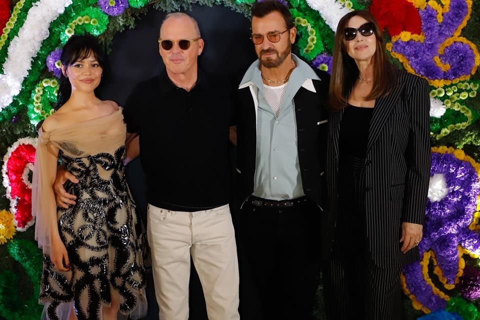 Jenna Ortega, Michael Keaton, Justin Theroux y Monica Bellucci en la CDMX para promocionar 'Beetlejuice, Beetlejuice'