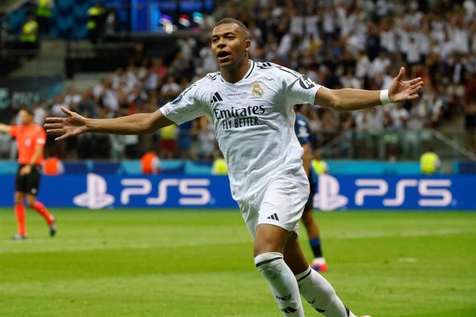 Kylian Mbappé tuvo un debut soñado en el Real Madrid, con un gol en el triunfo 2-0 sobre el Atalanta para conseguir la Supercopa de Europa.