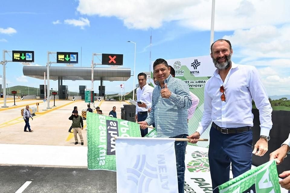 Ponen en operación 1° tramo de autopista a Matehuala