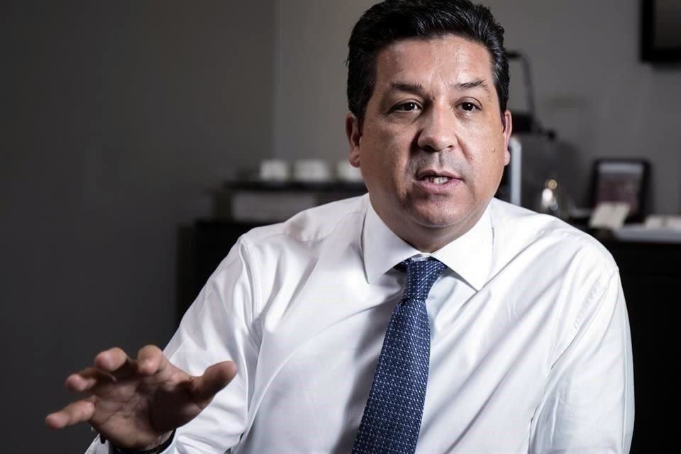 Pese a que la controversia fue admitida, el Ministro González Alcántara rechazó conceder una suspensión contra la orden de aprehensión.