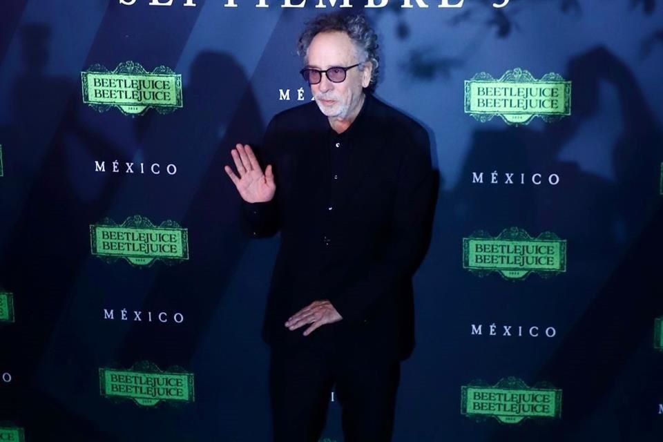 Tim Burton agradeció que los fans acudieran al evento.