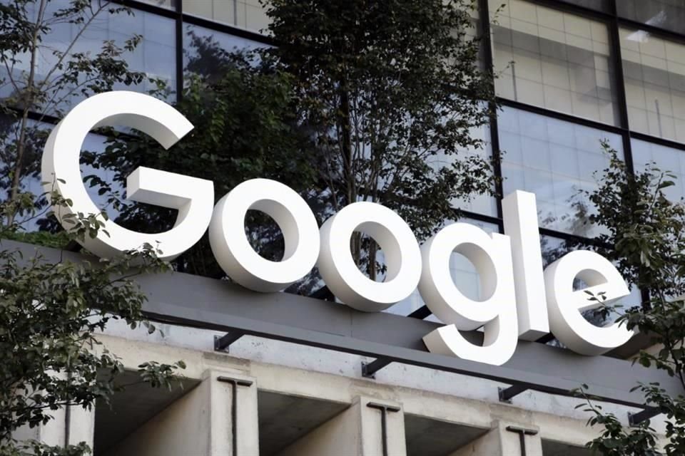 La noticia de que el Departamento de Justicia analiza el pedir la división de Google hizo caer las acciones un 2.3 por ciento, borrando más de 47 mil millones de dólares en valor de mercado.