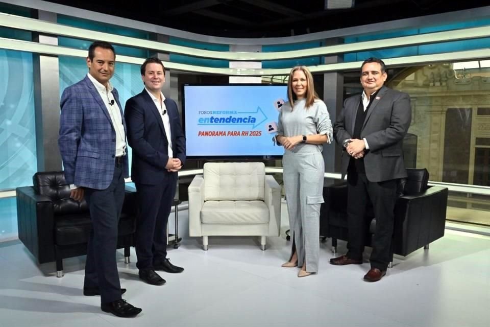 Federico Manero, de Workday México; Gianni Rosa, de Grupo López Rosa; Beatriz Rivas de Needed Education y Renán González de GPTW, conversaron en el foro En Tendencia, Panorama para RH 2025.