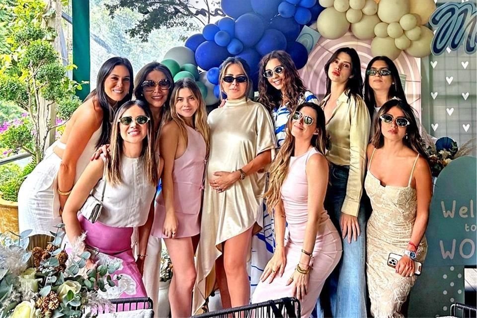 Lorena Lefaure, Fernanda Carpio, María Cárdenas, Karina Torres, Mariana Villalobos, Verónica Gaxiola, Fernanda Ortiz, Olga María Espinoza, Elena Serrano y Ángela Chávez