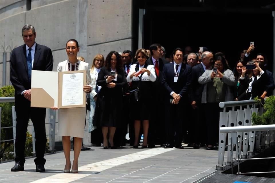 Claudia Sheinbaum recibió  la constancia de mayoría que la acredita como Presidenta electa de México en las instalaciones del Tribunal Electoral del Poder Judicial de la Federación.