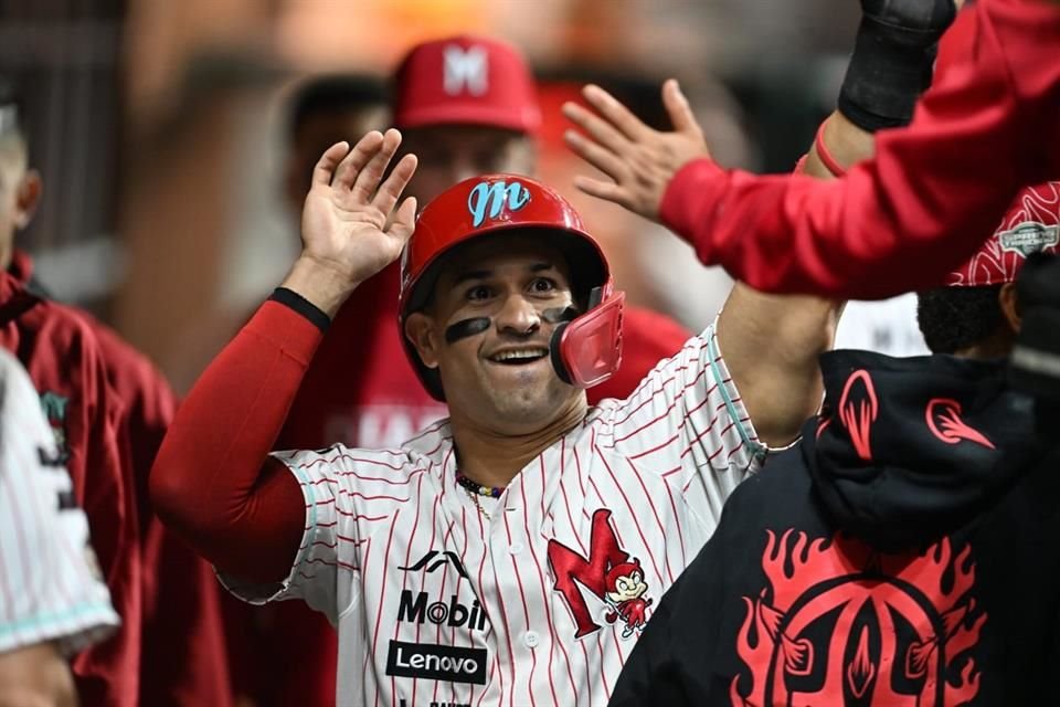 Los Diablos Rojos del México se apuntaron el primer juego de la Serie de Zona ante los Leones de Yucatán, tras imponerse 6-2 en el Harp Helú.