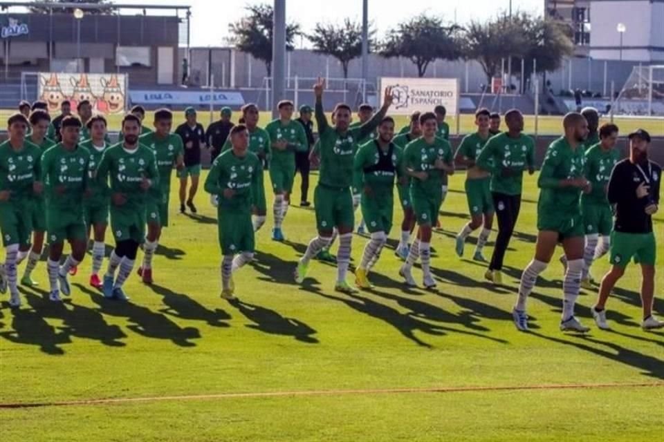 Un Tribunal federal confirmó que el club Santos Laguna utilizó un esquema ilegal para evadir la retención del ISR, mediante un contrato colectivo de trabajo con un sindicato.