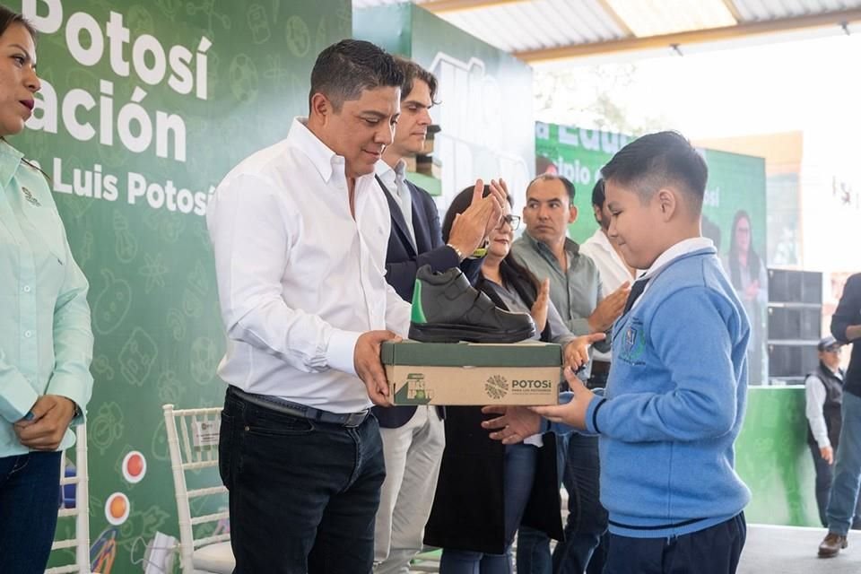 Niñez potosina recibe histórico apoyo en educación