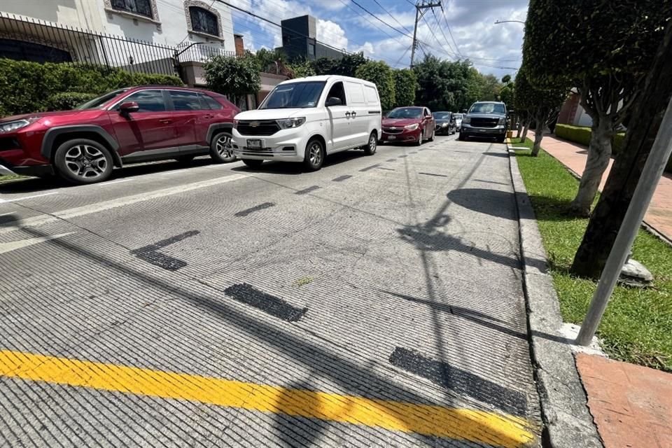 Seis cajones fueron cubiertos con pintura negra, a días de que comenzara a operar el programa de alcancías en la zona. 