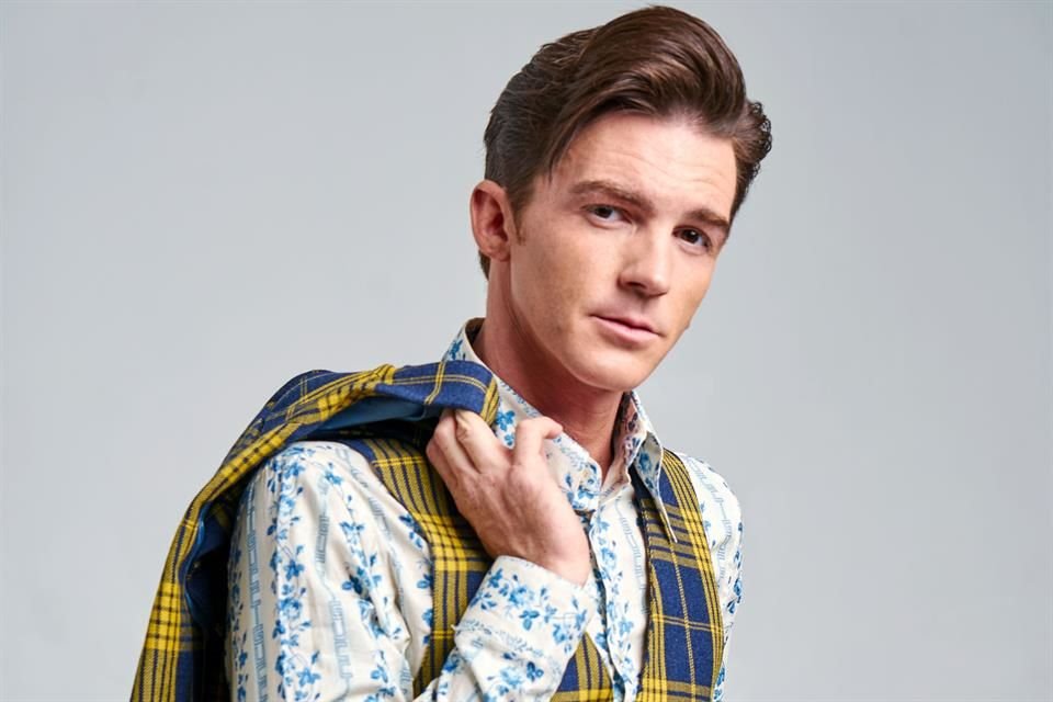 Drake Bell deja atrás los malos momentos de su vida concentrándose en crear nuevas canciones; graba parte de su nuevo disco en México.