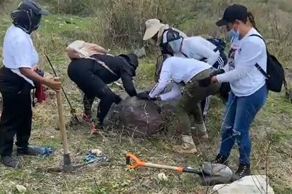 Los colectivos han localizado 20 panteones en más de un año.