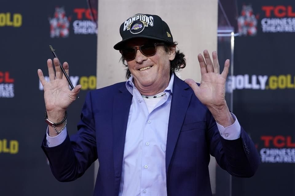 El actor tiene 66 años.