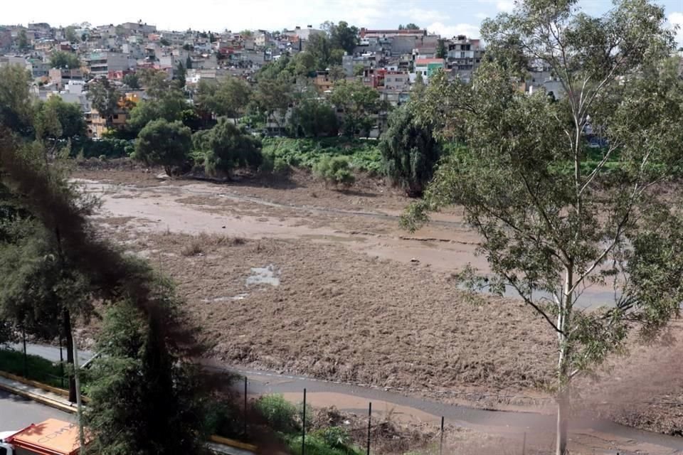 El hallazgo del cuerpo ocurrió luego de que bajaran los niveles en el agua de la presa.