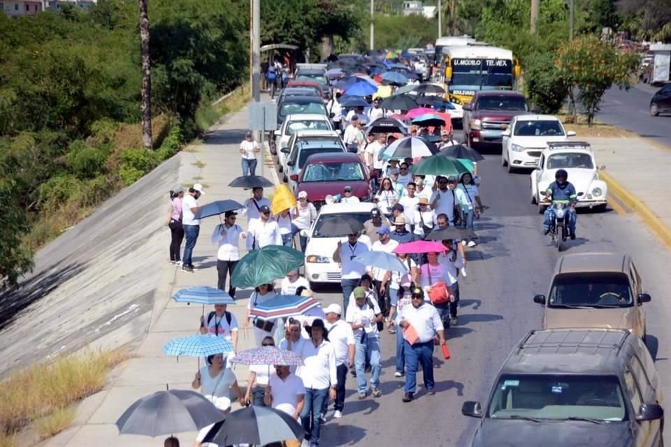 Más de 300 empleados del Poder Judicial de la Federación realizaron una marcha en Ciudad Victoria en contra la de polémica reforma judicial, para sumarse al movimiento nacional.