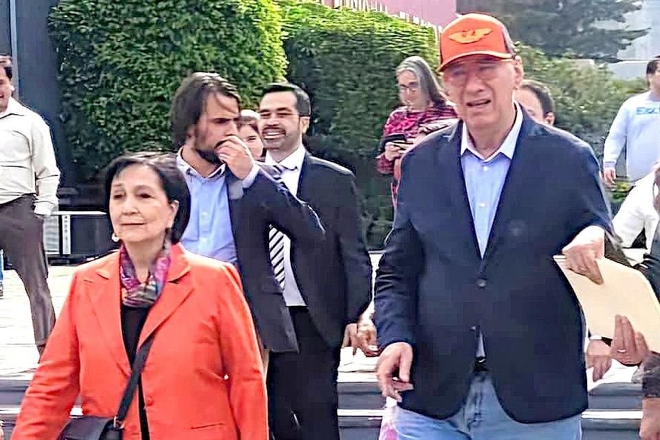 La ex Gobernadora perredista de Zacatecas, Amalia García, se perfila para tomar el lugar de Dante Delgado en el Senado.