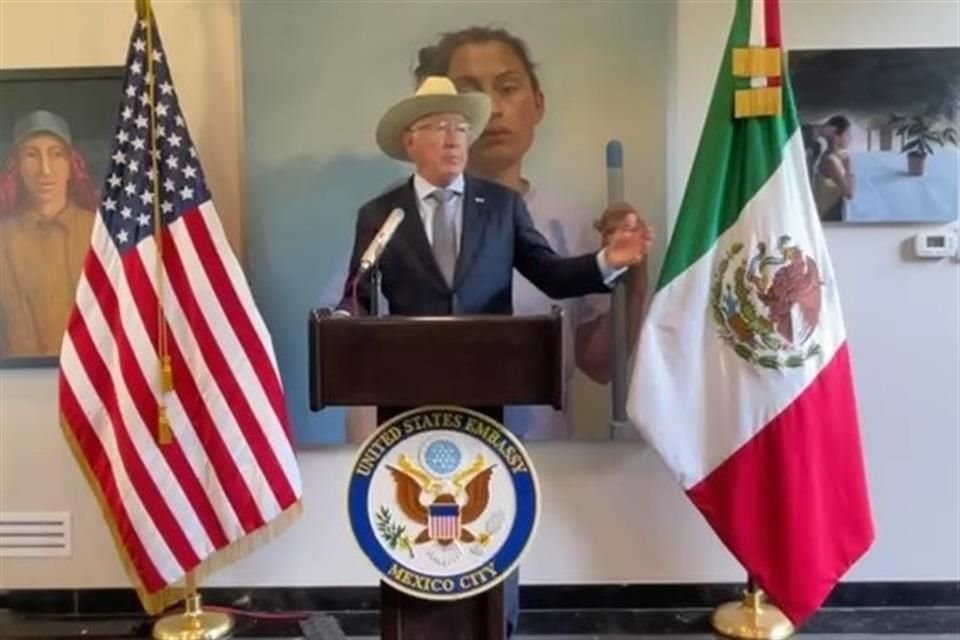 Ken Salazar, Embajador de México en EU.