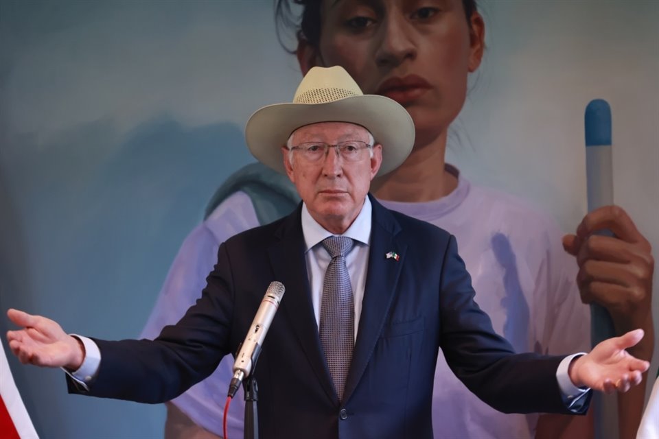 Embajador de EU en México, Ken Salazar, dijo que la elección directa de jueces es un riesgo para democracia y relación comercial bajo T-MEC.