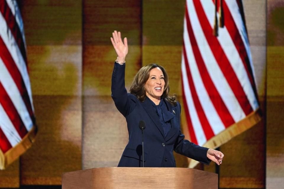 La Vicepresidenta Kamala Harris aceptó esta noche la nominación del Partido Demócrata a la Presidencia, tras declinación de Joe Biden.