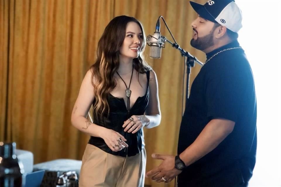 Jesse & Joy aprovecharon una estancia en Mazatlán, Sinaloa, para grabar la canción y el video oficial en los estudios de la Banda MS.